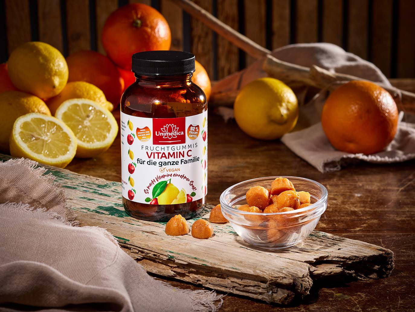 Vitamin C fruit gummies for the whole family - with 91.5% fruit content - 60 gummies - from Unimedica